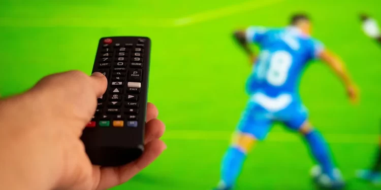 Futebol na TV hoje: confira os jogos que serão transmitidos nesta terça-feira (28)