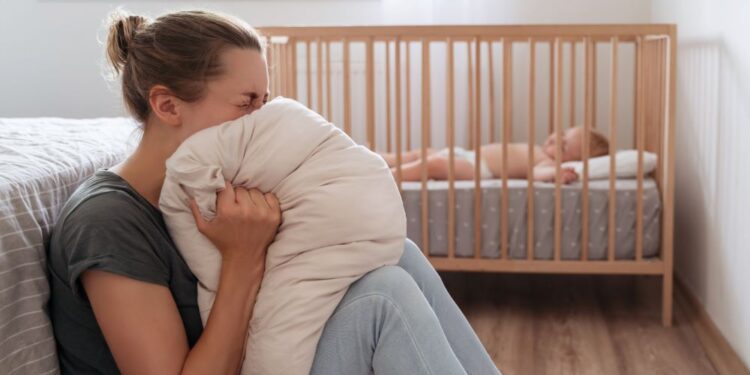 Novo teste ao sangue promete prever depressão pós-parto