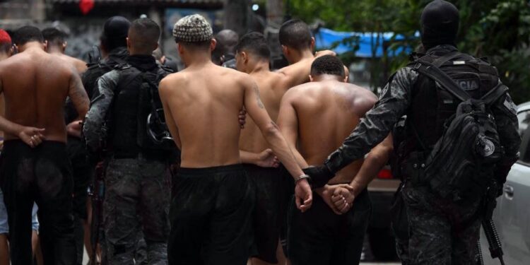 Megaoperação contra o Comando Vermelho no Alemão e na Penha é a mais letal do RJ