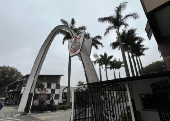 Justiça nega recurso e mantém bloqueio de premiação milionária do Corinthians da Copa do Brasil 2025