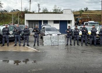 pm-apreende-carregamento-milionario-de-cocaina-em-rodovia-da-regiao