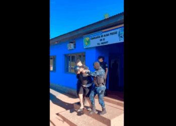 Três brasileiros são presos na Argentina e podem ter ligação com o Comando Vermelho