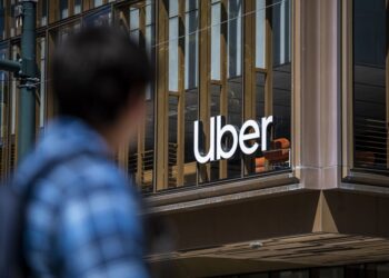 Uber cresce 20% e fatura US$ 13,5 bi no trimestre, mas lucro é afetado por provisão legal