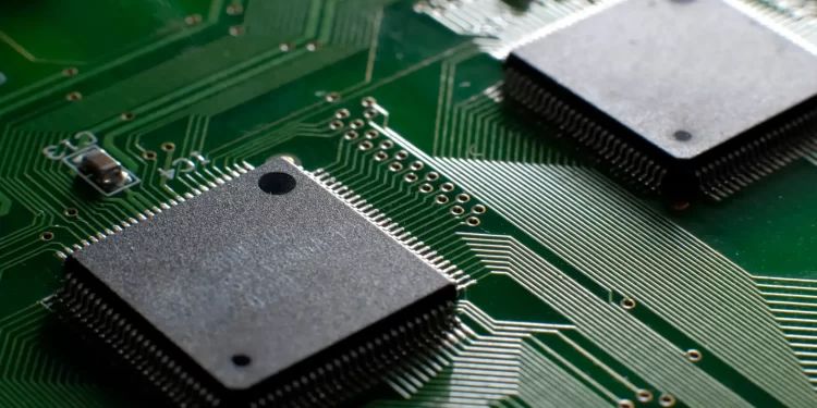 Crise evitada? China alivia restrições à exportação de chips