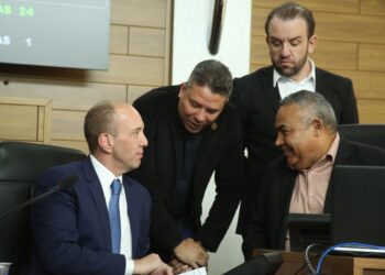 Aliados de prefeito tiktoker mudam de ideia em 12h e Sorocaba terá CPI