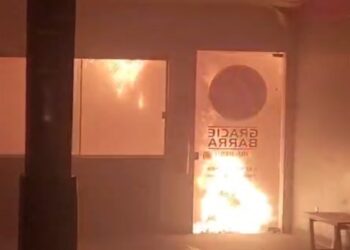 Tensão: alunos da Gracie Barra Jiu-Jítsu ficaram cercados por incêndio