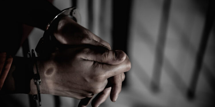 DF é condenado a indenizar família de preso morto por omissão de doença em presídio