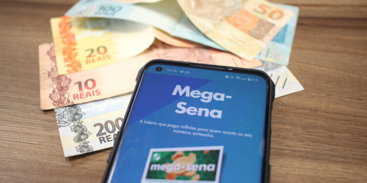 Mega-Sena 2941 acumula e sobe a R$ 10 milhões; veja resultado
