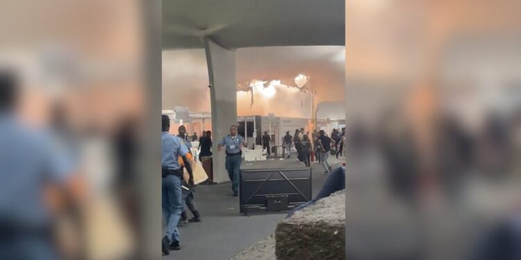 Incêndio atinge pavilhão da COP30, causa desespero e espaço é evacuado