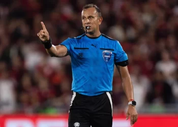 Flamengo x Palmeiras: Conmebol escolhe um argentino para apitar a decisão da Libertadores