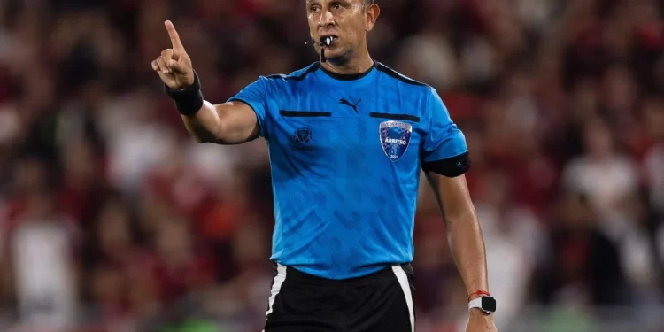 Flamengo x Palmeiras: Conmebol escolhe um argentino para apitar a decisão da Libertadores