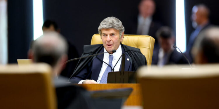 Fux usa expressão “passado negro” durante votação sobre racismo