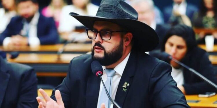 Deputado Zé Trovão tem mantida a condenação por violência doméstica contra ex-companheira