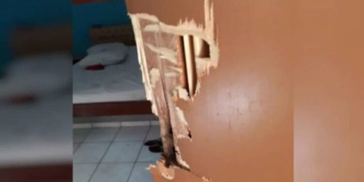 VIOLÊNCIA: PM arromba porta de motel e prende empresário que estaria ameaçando parceira