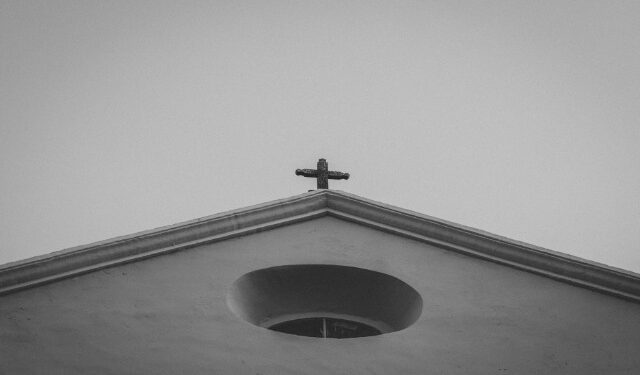 Inteligência francesa alerta que os cristãos são o principal alvo da jihad islâmica