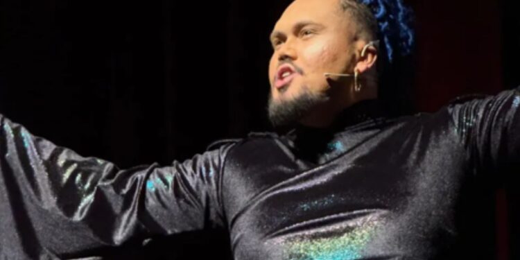 Ator sofre mal súbito e morre em estreia no Teatro Municipal de Osasco