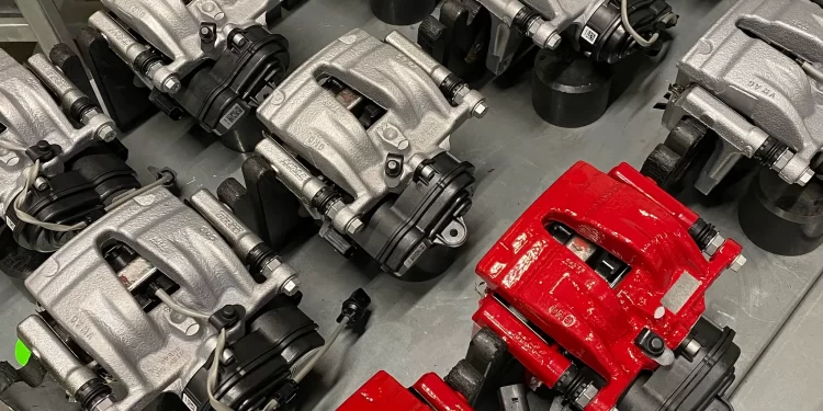 Novo pacote automóvel da UE preocupa indústria de componentes