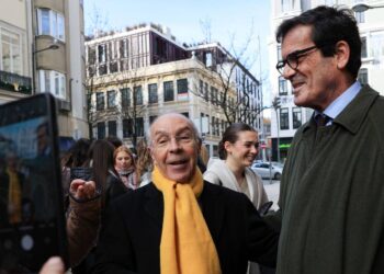 Quais são as cinco empresas às quais Marques Mendes prestou serviços de consultoria?