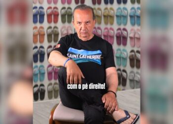 Jorginho Mello entra na polêmica da Havaianas em mensagem de Natal: “Pé direito”