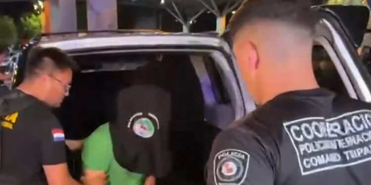 Silvinei Vasques é expulso do Paraguai e entregue à PF na Ponte da Amizade