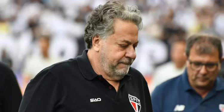 Julio Casares renuncia ao cargo de presidente do São Paulo