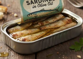 cuidado-ao-reaproveitar-latas-de-alimentos-na-cozinha