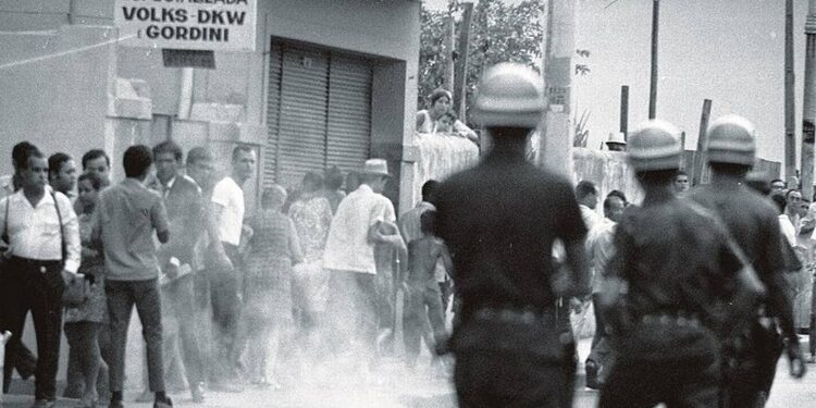 Entre vadiagem e batuque: política criminal, racismo cultural e repressão penal do samba