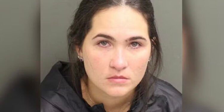 Esposa de Henrique, da dupla com Juliano, é presa em Orlando