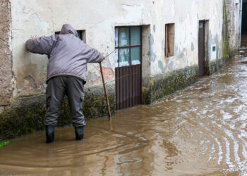 Forças Armadas posicionam 42 botes para mitigar impacto do mau tempo