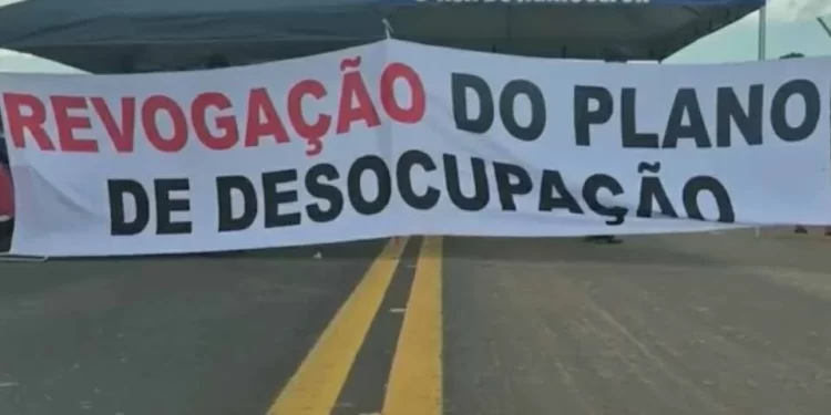 Justiça Federal proíbe bloqueios na BR-364 e fixa multa de R$ 100 mil por hora