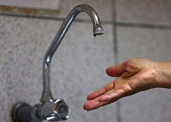 Jaru: Justiça dá 24 horas para concessionária restabelecer fornecimento de água e fixa multa diária por descumprimento