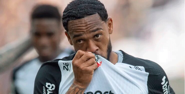 Corinthians toma decisão sobre José Martínez e o pune vetando seu salário de janeiro, diz Samir Carvalho