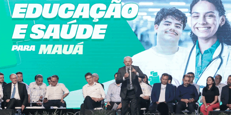 Lula defende educação para o combate à violência contra mulher