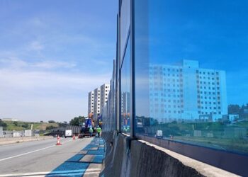 Trecho do Rodoanel na região recebe barreiras acústicas de acrílico