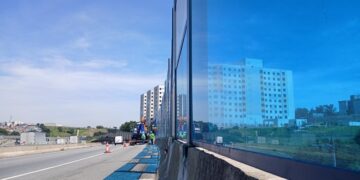 Trecho do Rodoanel na região recebe barreiras acústicas de acrílico