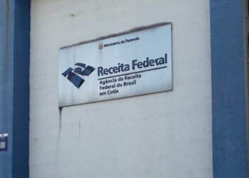 receita-federal-desmente-fake-news-sobre-cancelamento-de-contas-e-cartoes