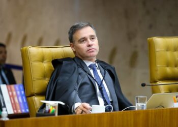 Ministro André Mendonça diz que vai doar lucros de empresa para igreja e projetos sociais