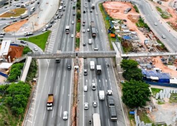 viaoeste-realiza-lancamento-de-viga-na-castello-branco-neste-fim-de-semana