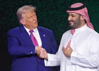 Príncipe saudita terá incentivado Trump a continuar guerra no Irão