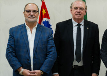 Presidente do Conselho do Corinthians protocola pedido de investigação ao MP contra Osmar Stabile