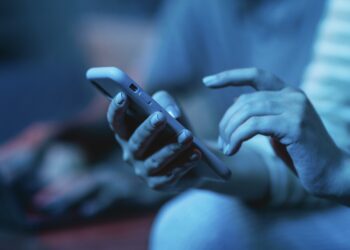 TJ-MG responsabiliza rede social e usuário por vídeo ofensivo