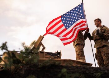 Número de militares dos EUA no Oriente Médio chega a 50 mil