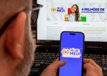 Pé-de-Meia: governo credita pagamento para nascidos em maio e junho