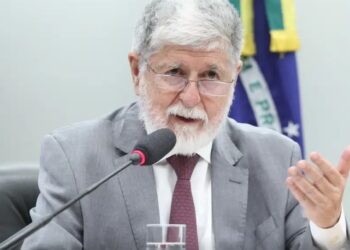 Celso Amorim sobre conflito no Oriente Médio: Essa guerra não vai ser um passeio