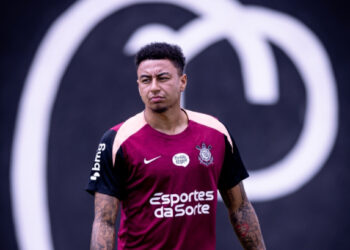 Auge em Manchester e retomada na Ásia: conheça o meia Jesse Lingard, reforço do Corinthians