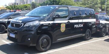 Homem é sequestrado e colocado no porta-malas durante roubo em Cotia