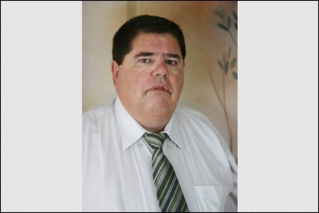 juarez-alvarenga:-a-dificil-arte-de-aproximar-de-si-proprio