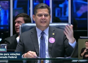 Vídeo: Regulamentação da aposentadoria de agentes de saúde vai à CCJ, anuncia Davi