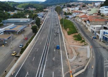 trafego-sobre-elevado-na-raposo-tavares-e-parcialmente-liberado