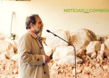 Porque voltou o Mondego a transbordar? Antigo reitor da Universidade de Coimbra aponta as causas